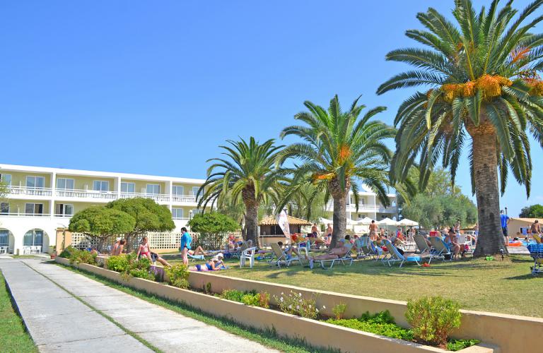 hotel Messonghi beach